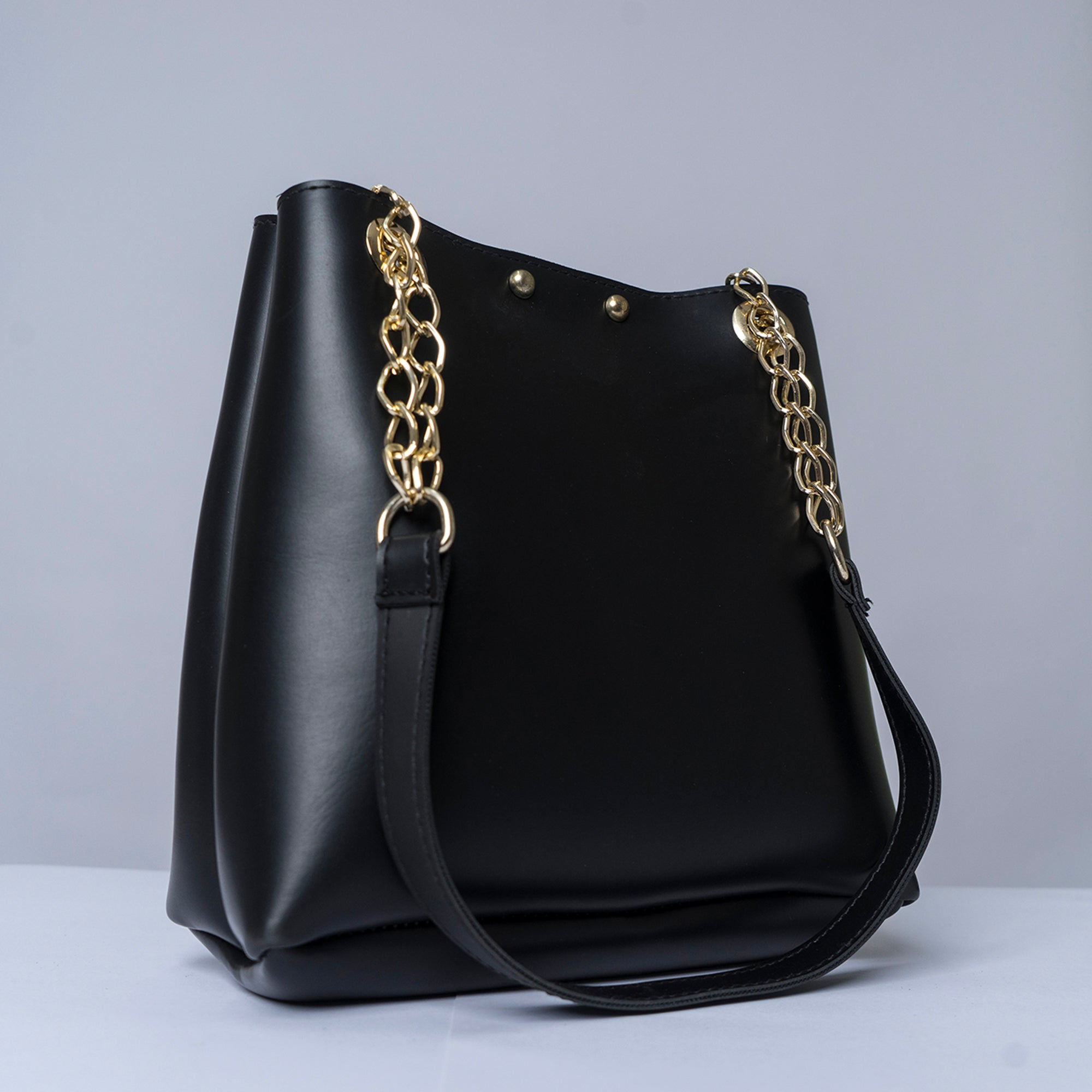 Chain Shoulder Bag- Black