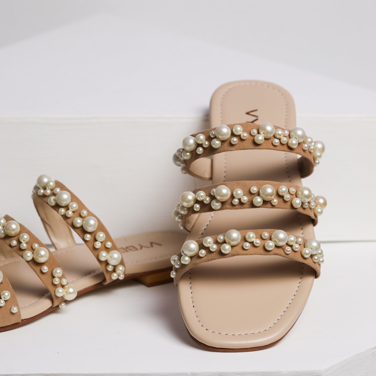 VYBE- Three Strap Peral- Beige