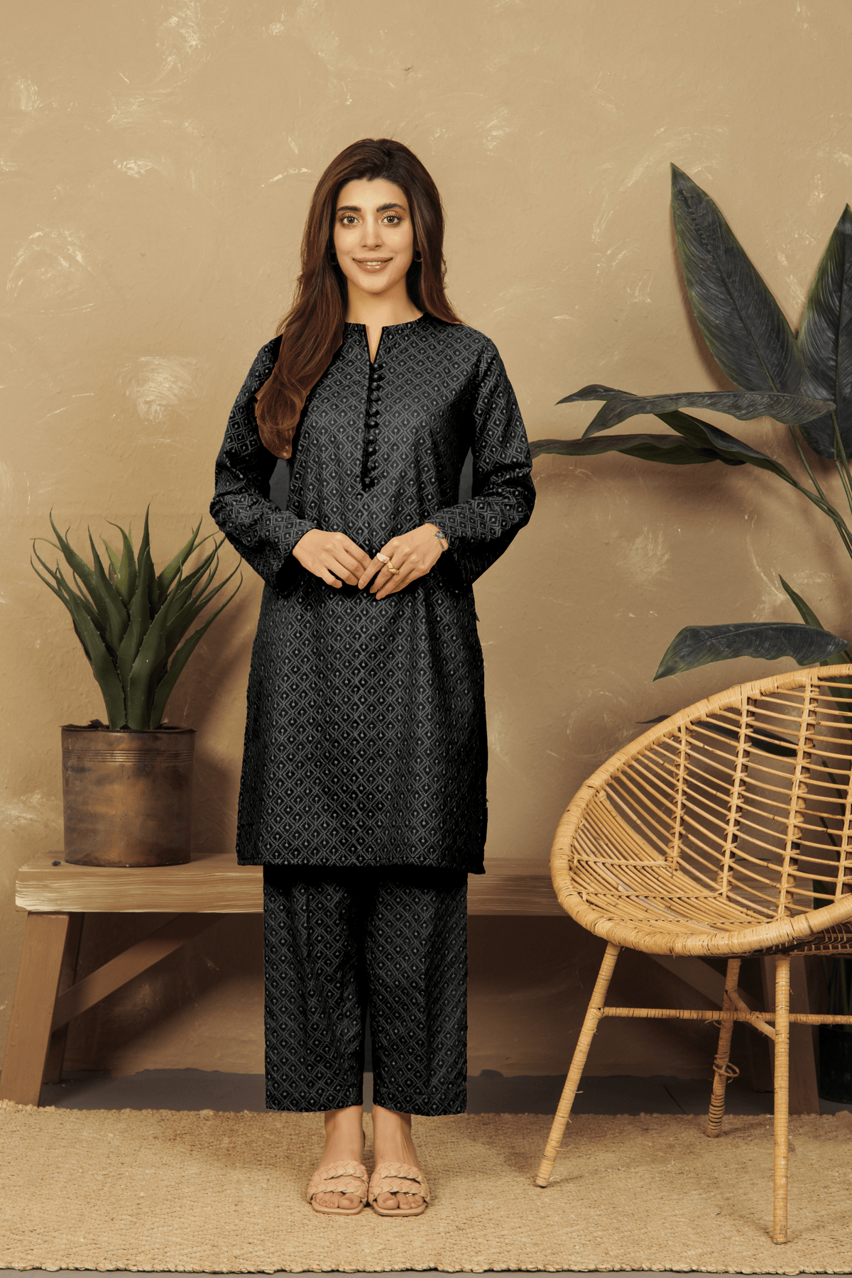 VYBE- Basic Co-Ord-Chikankari Black(Only Kurta)