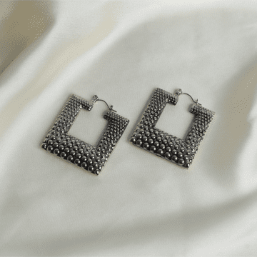 VYBE- Jewellery Earings