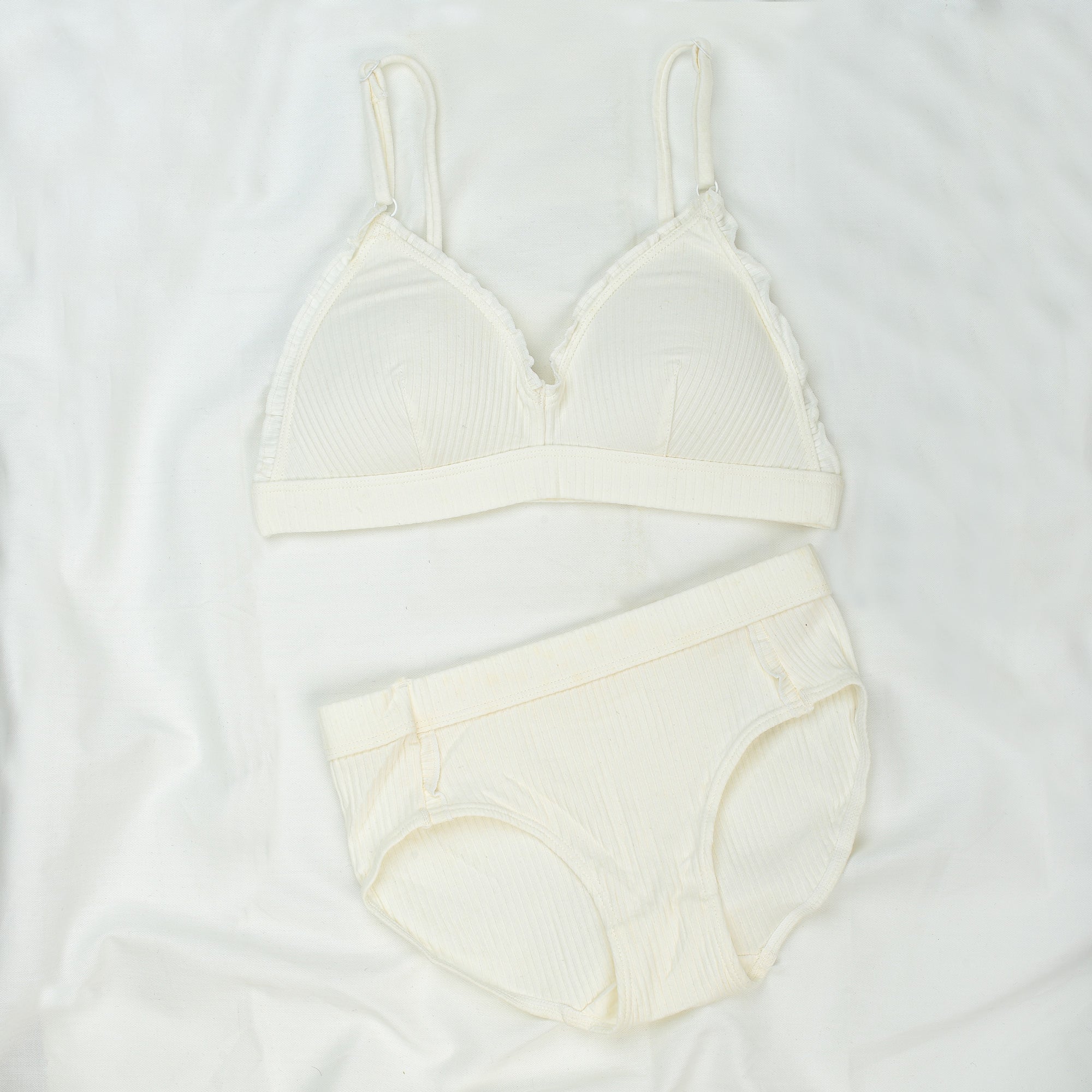 VYBE - V-Cut Bikini Bra/Panty Set - White