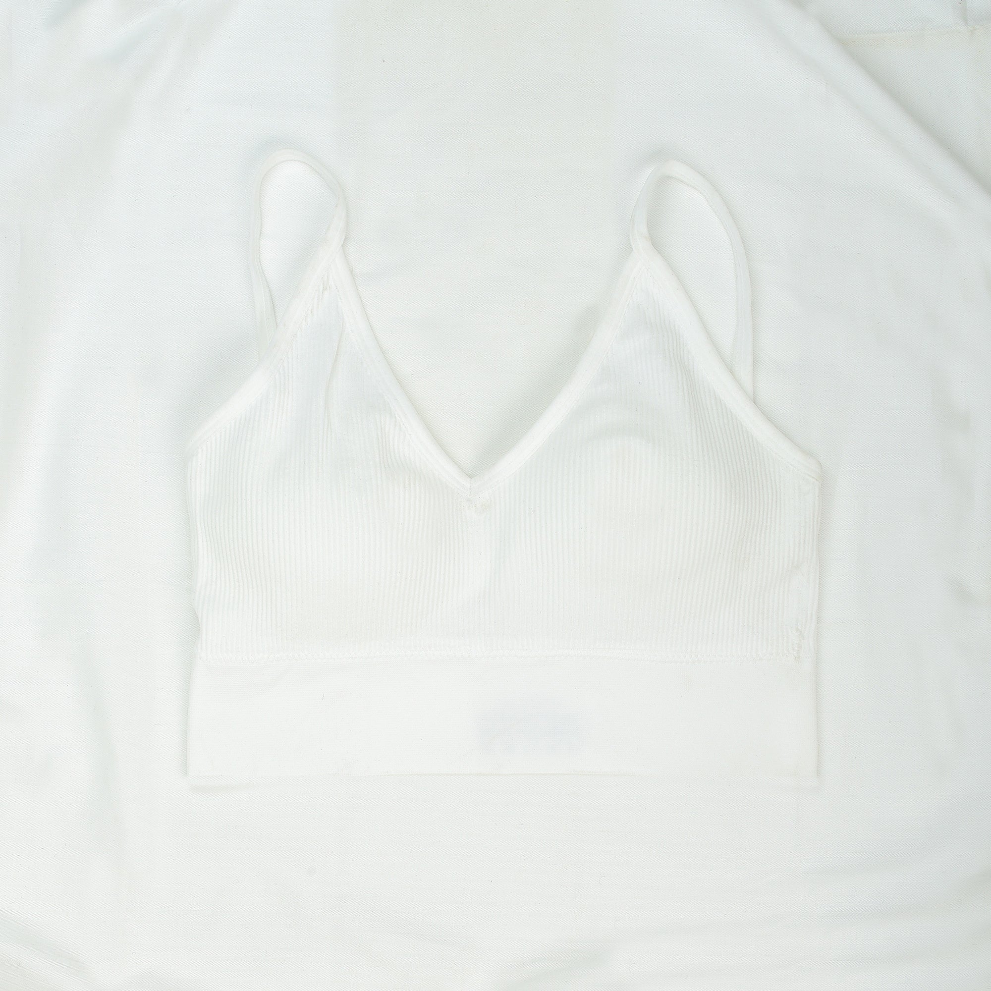 VYBE - V Shape Strap Birdie - White