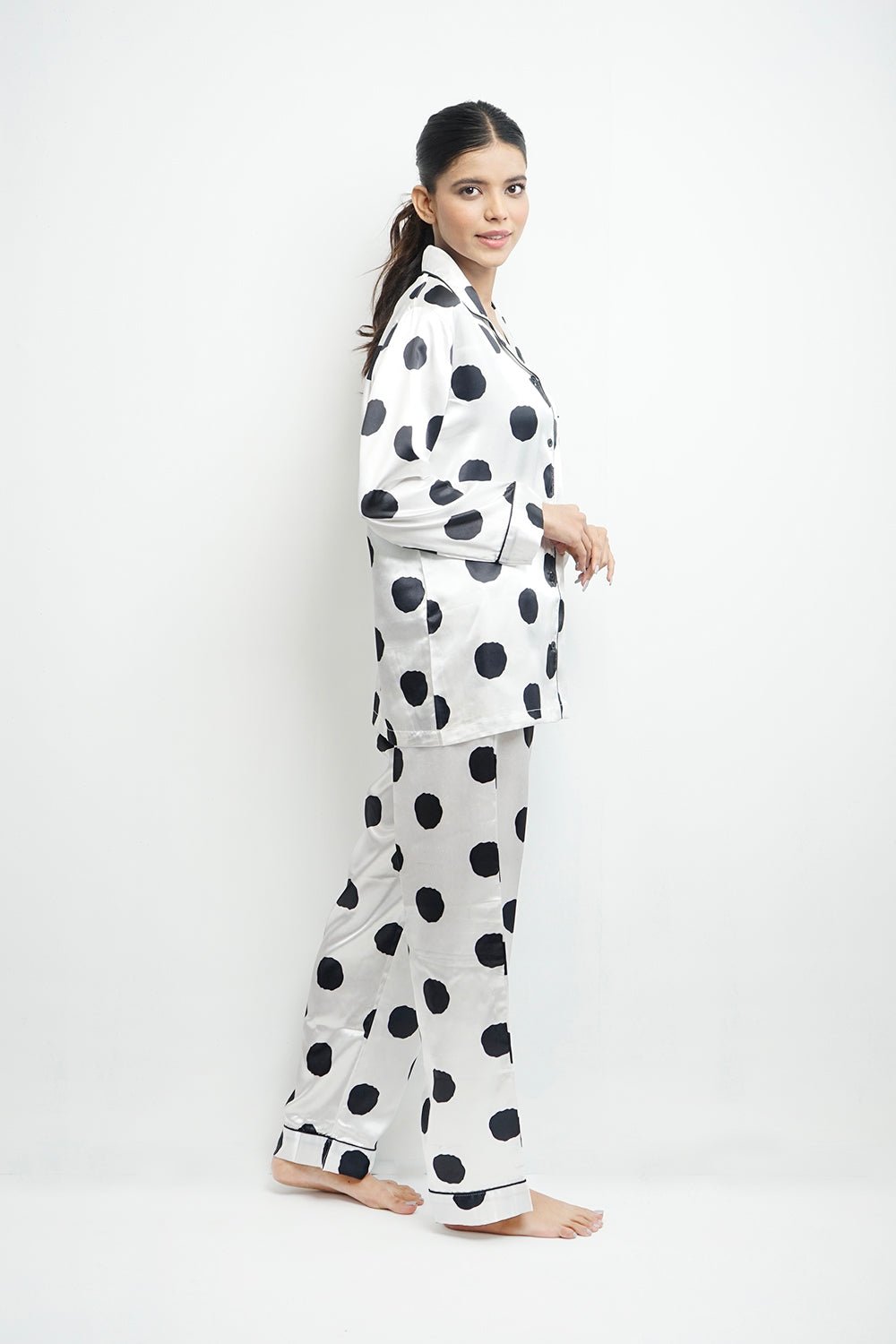 Vybe - PJ SET (Polka Dot Print White n Black)