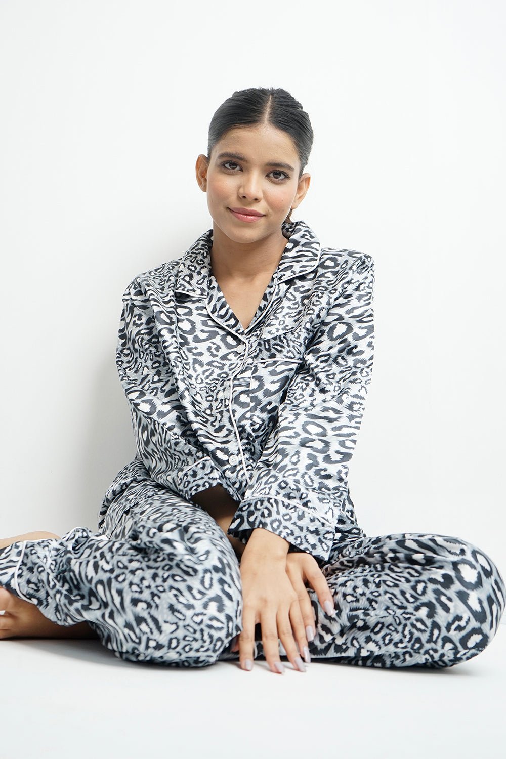 Vybe - PJ SET (Cheetah Print Black)