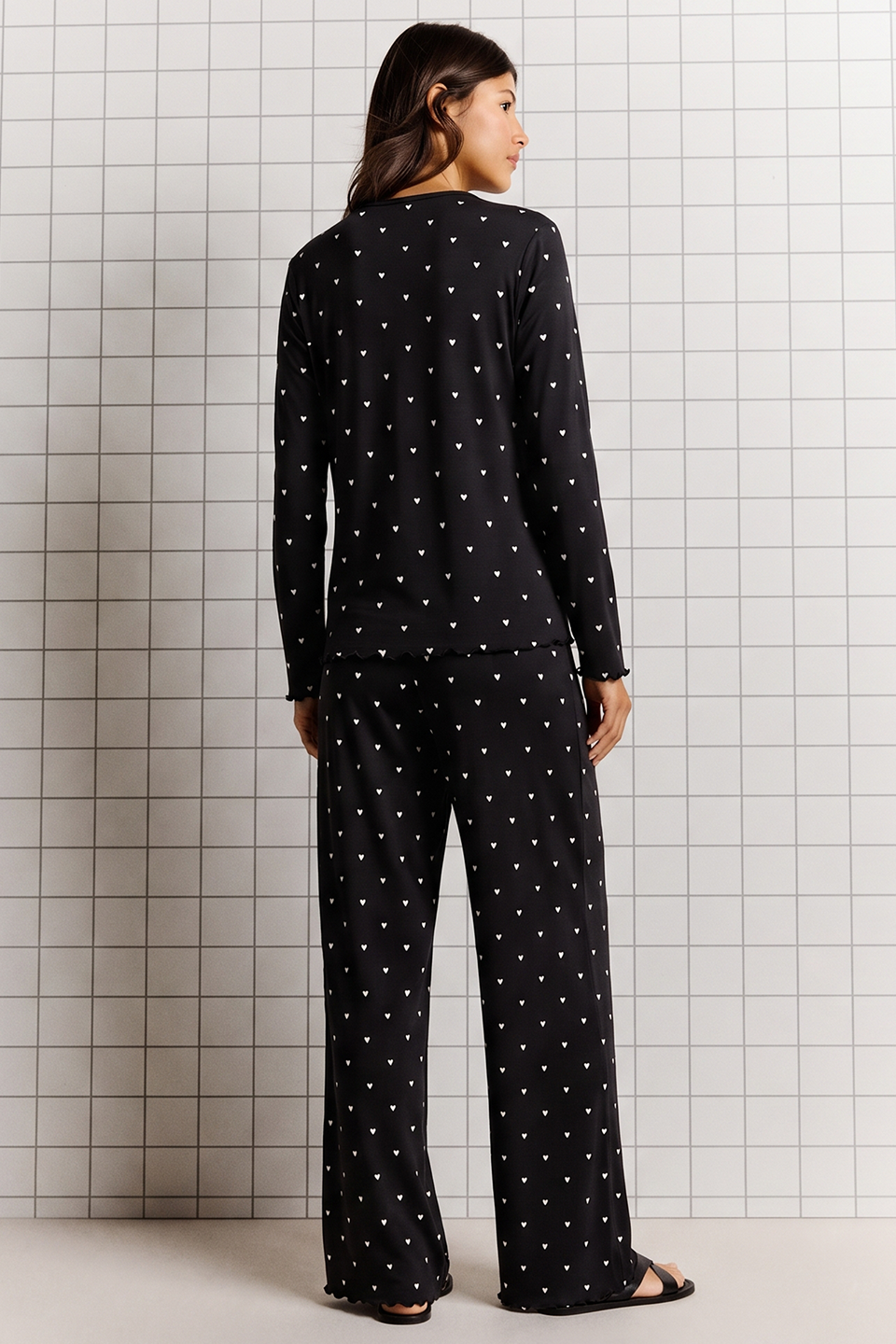 Vybe - Ivory Dream Set (Heart Printed) - Black