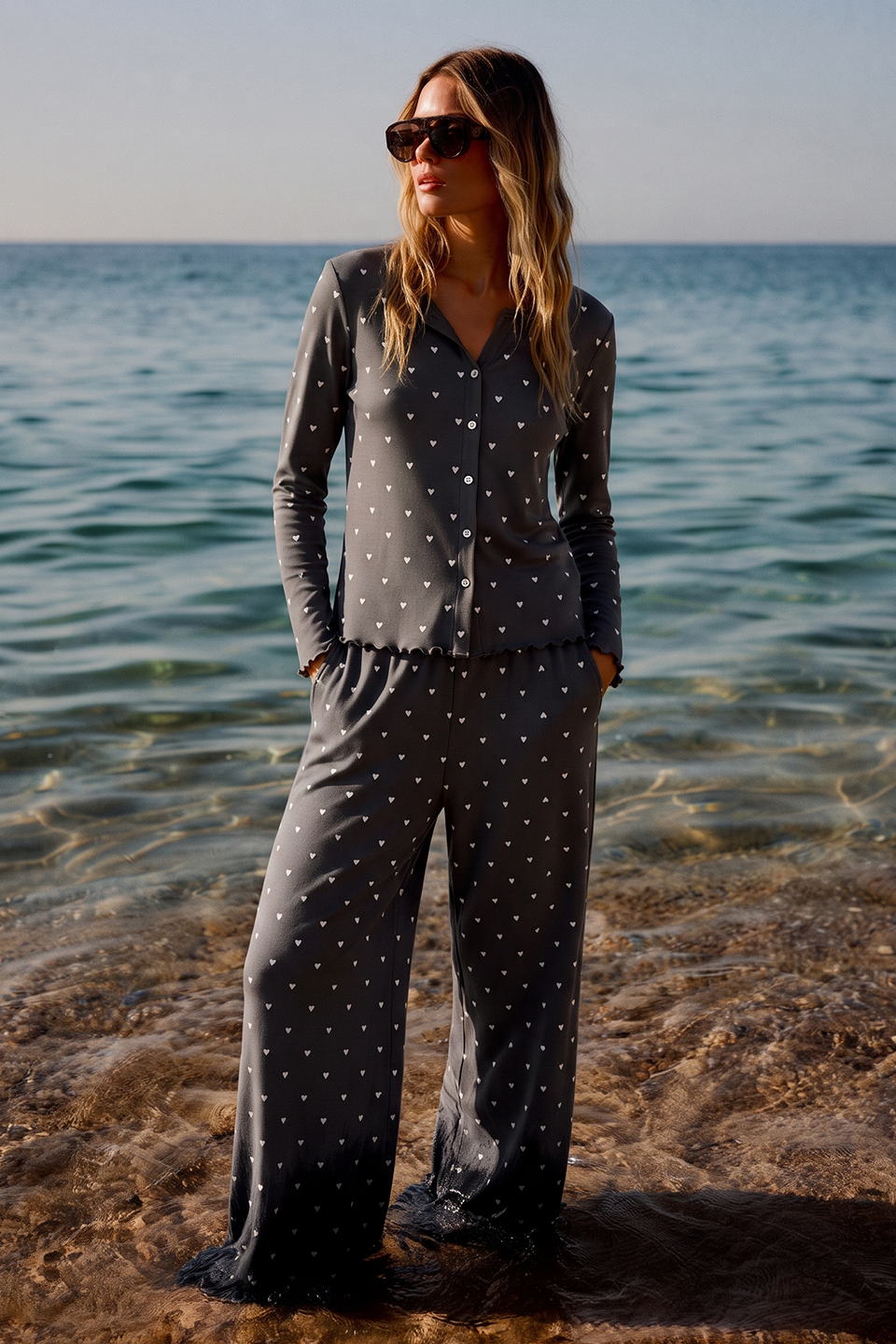 Vybe - Ivory Dream Set (Heart Printed) - Silent Grey