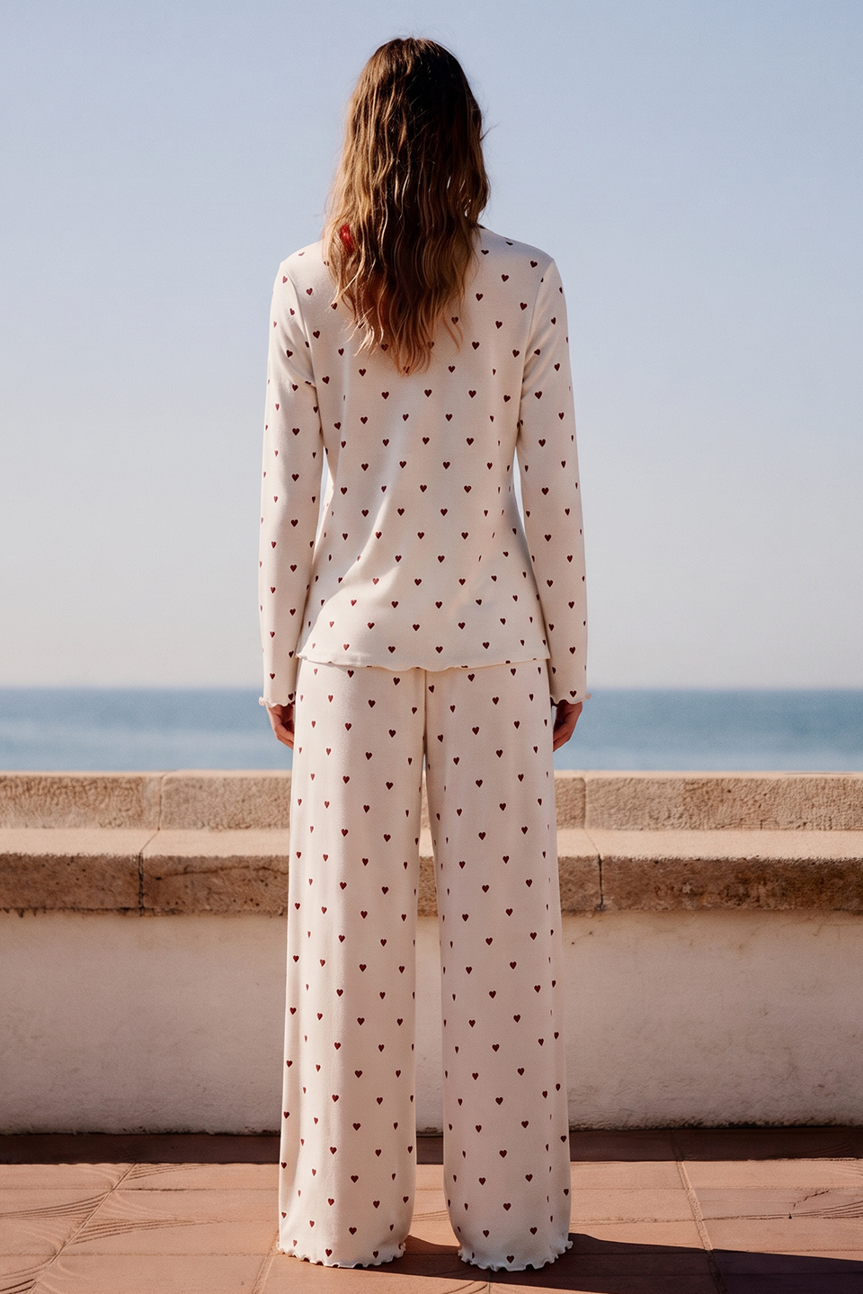 Vybe - Ivory Dream Set (Heart Printed) - Oat Milk