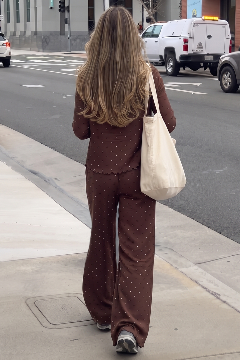 Vybe - Ivory Dream Set - Mocha
