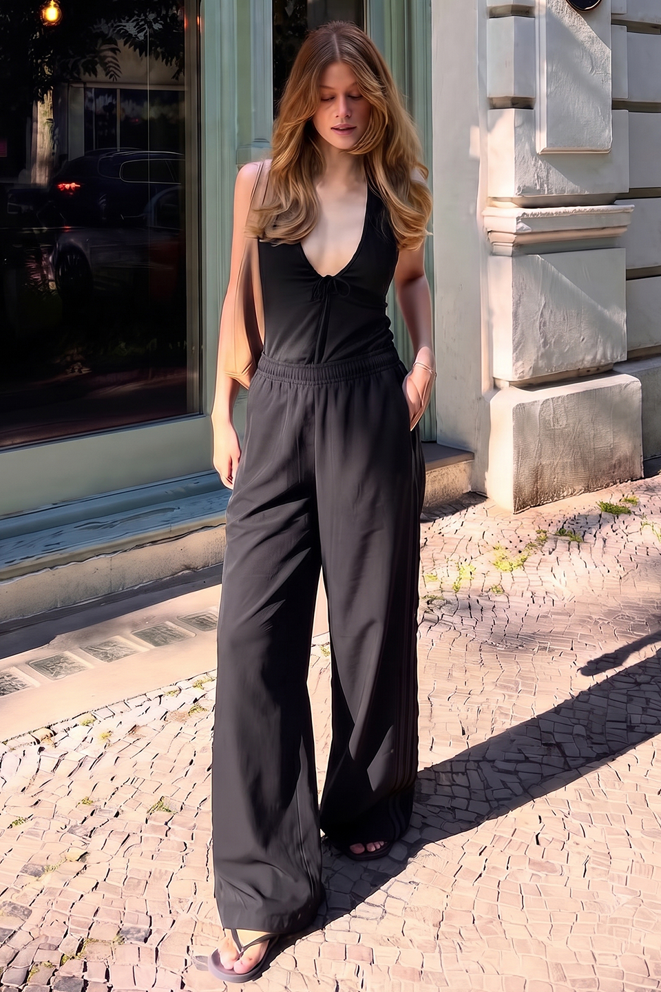 Vybe - Women Tiro 3-Stripes Wide-leg Pleated Pants - Black