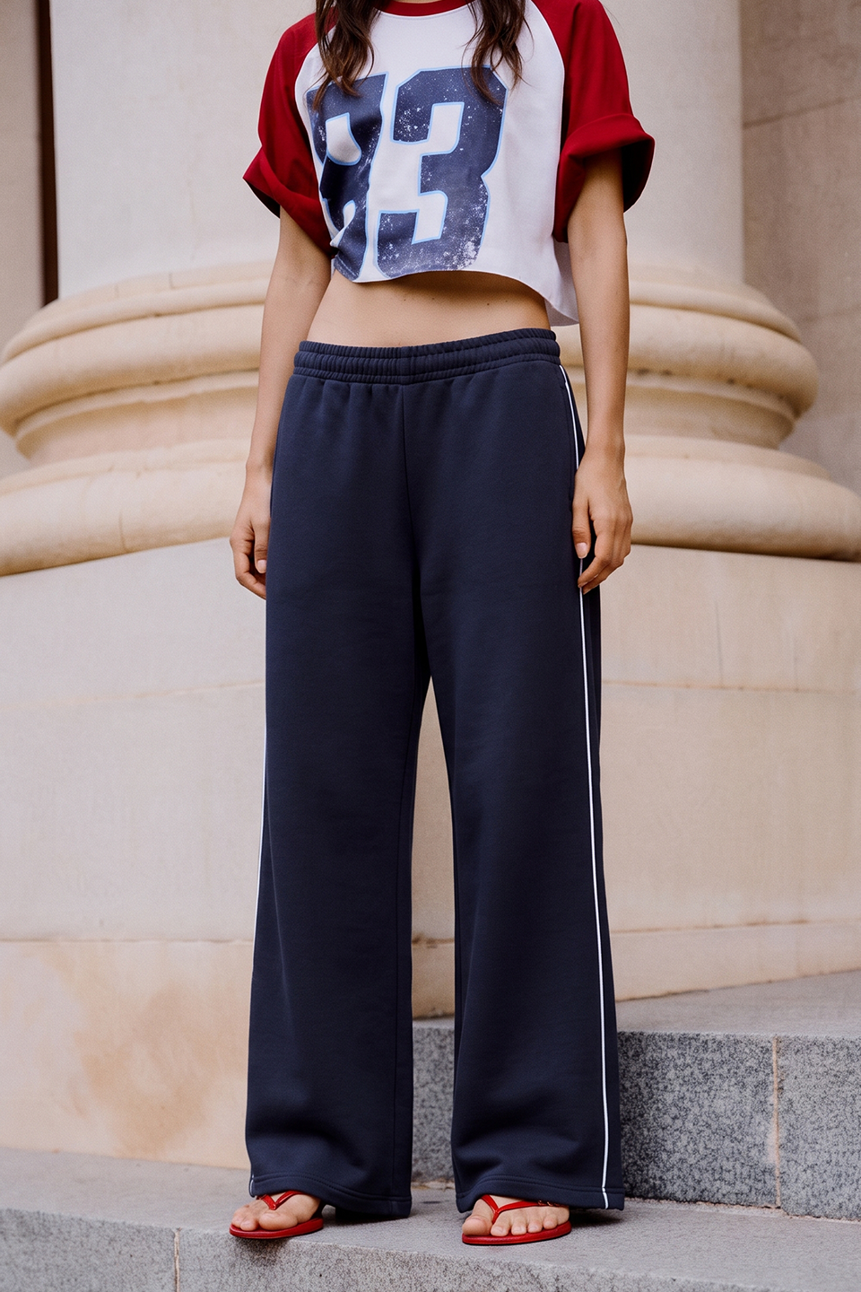 Vybe - Women Wide-leg Plush Trouser With Trim Detail - Navy Blue