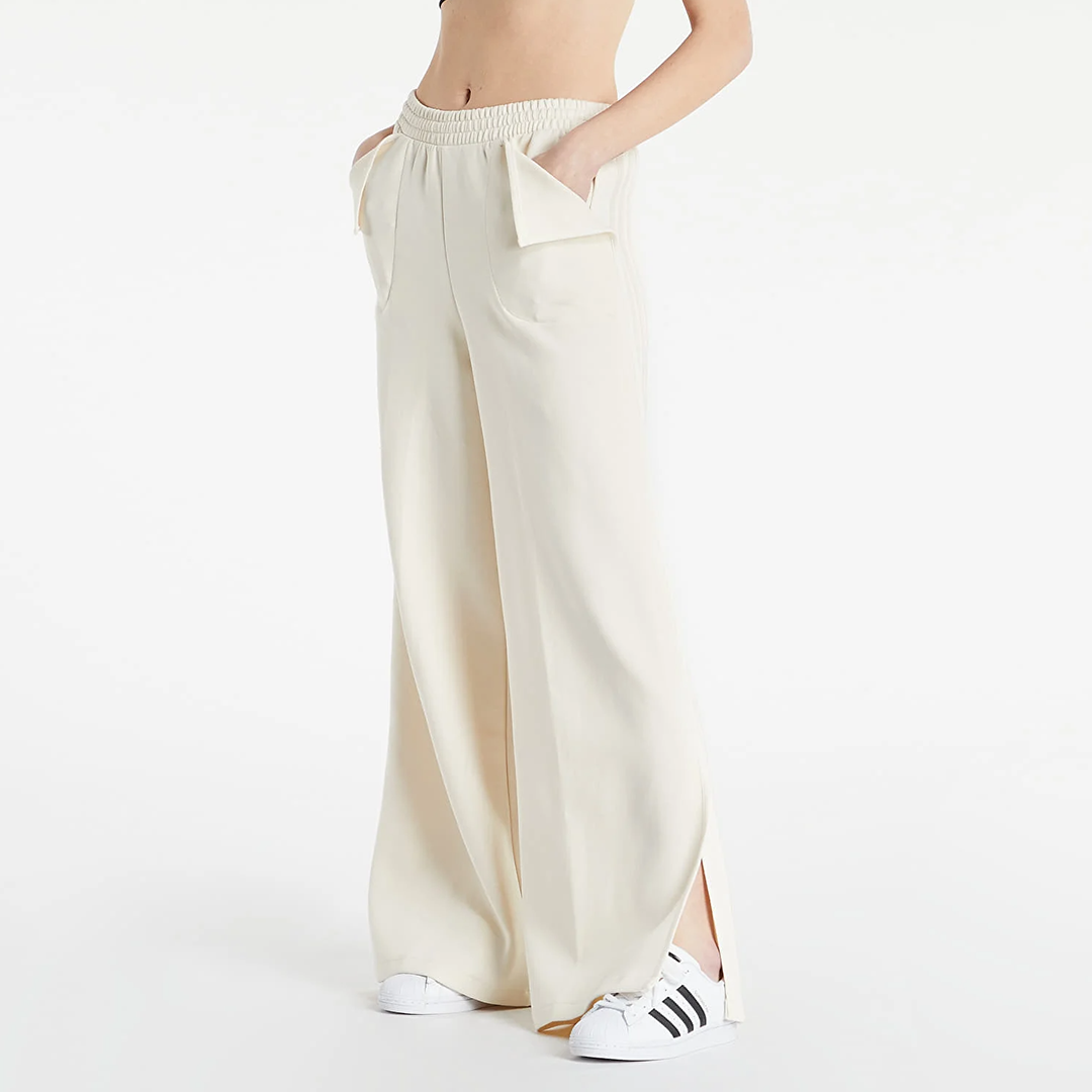 Vybe - Women Smart Pocket Wide-leg Trouser - Oat Milk