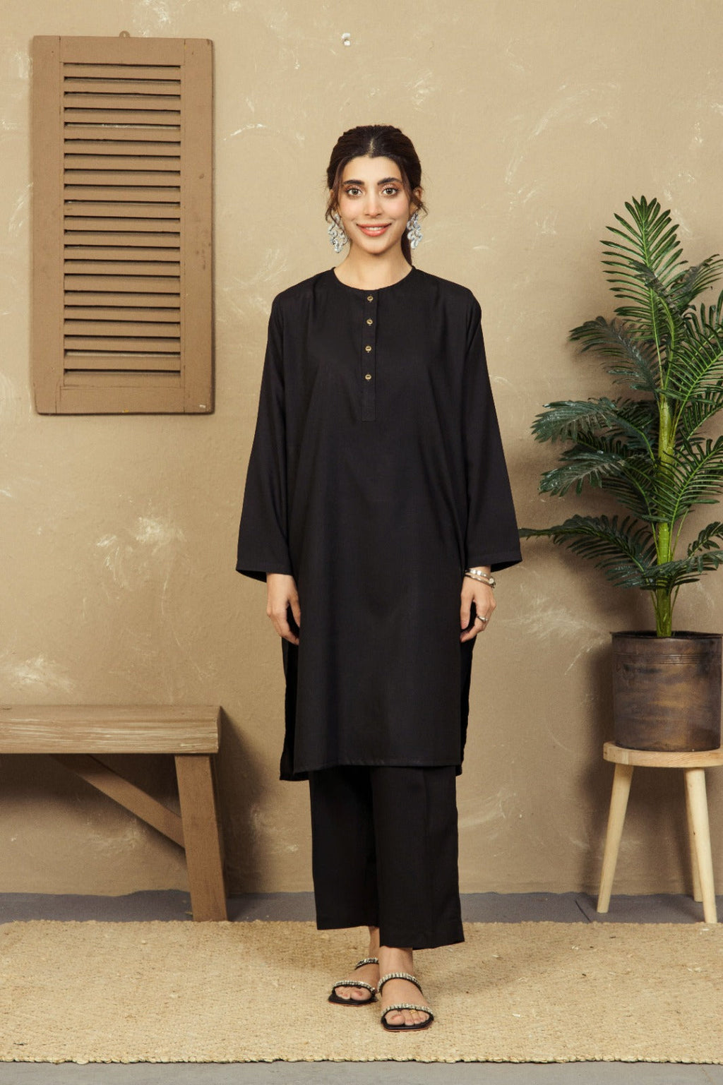 VYBE- Basic Co-Ord-Citrine Black