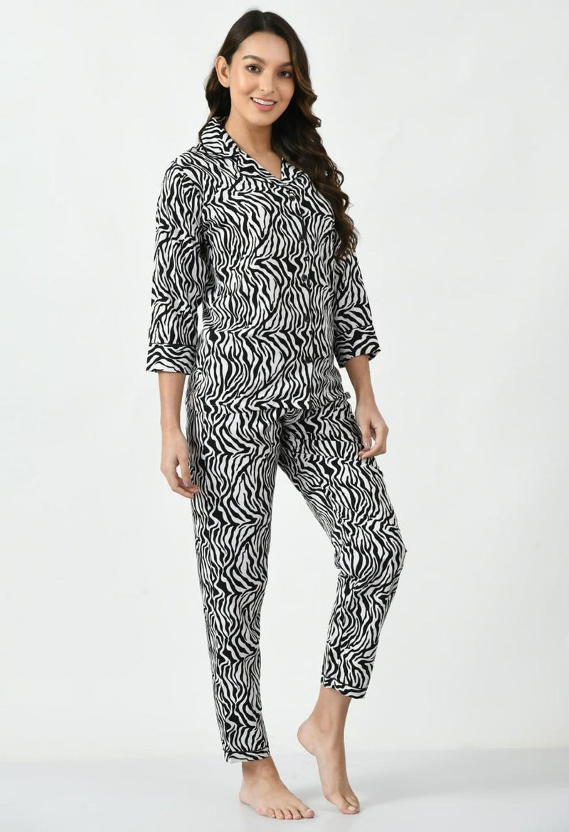 VYBE - Galaxy Printed Pajama Suit Pattern Black
