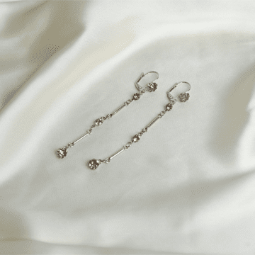 VYBE- Jewellery Earings