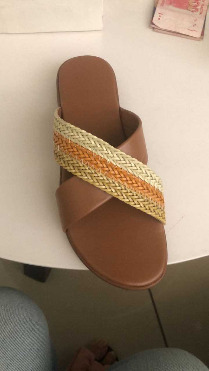 VYBE- Cross Swate Slide- Brown