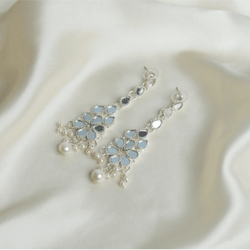 VYBE- Jewellery Earings