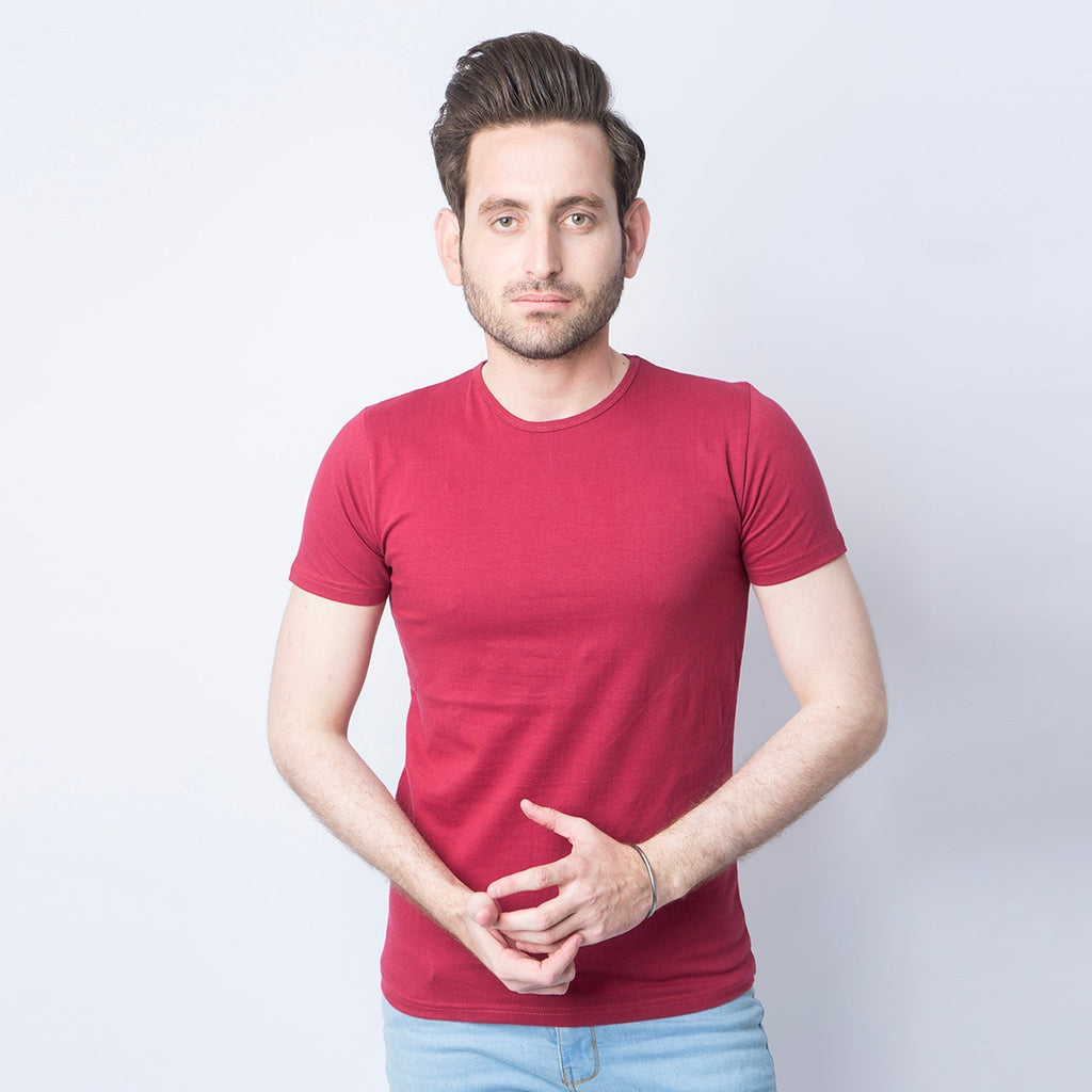 VYBE - Basic T-Shirt- Red