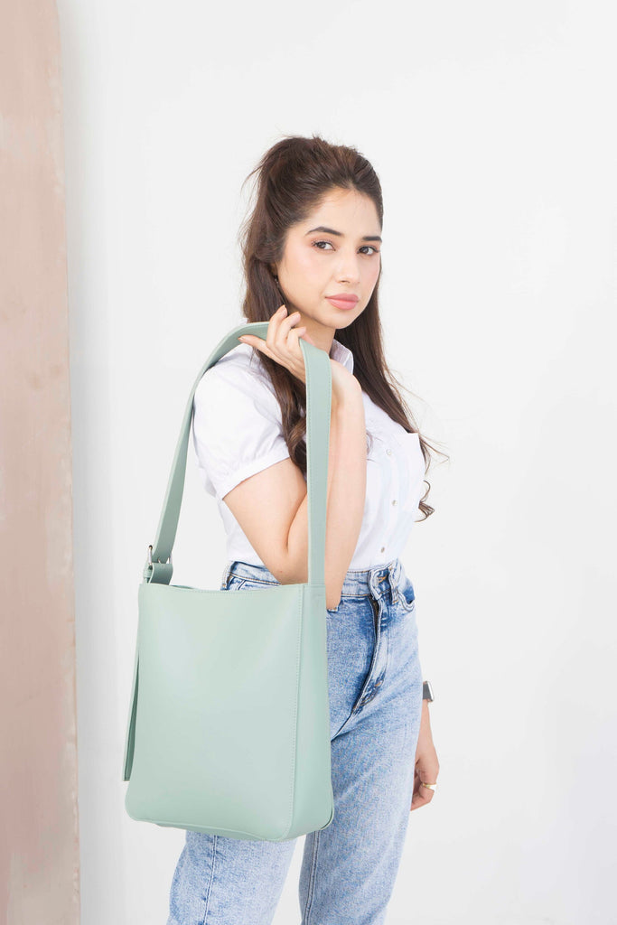 VYBE - The Minimalist Tote - Apple Green