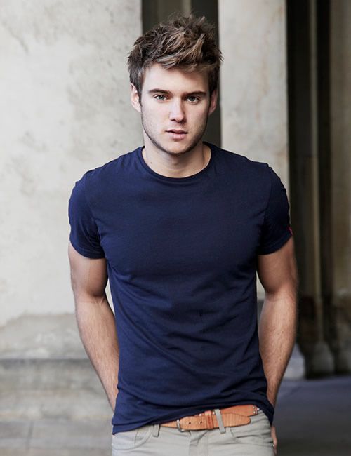 Vybe- Plain Round Neck Half Sleeves T-Shirt - Navy Blue